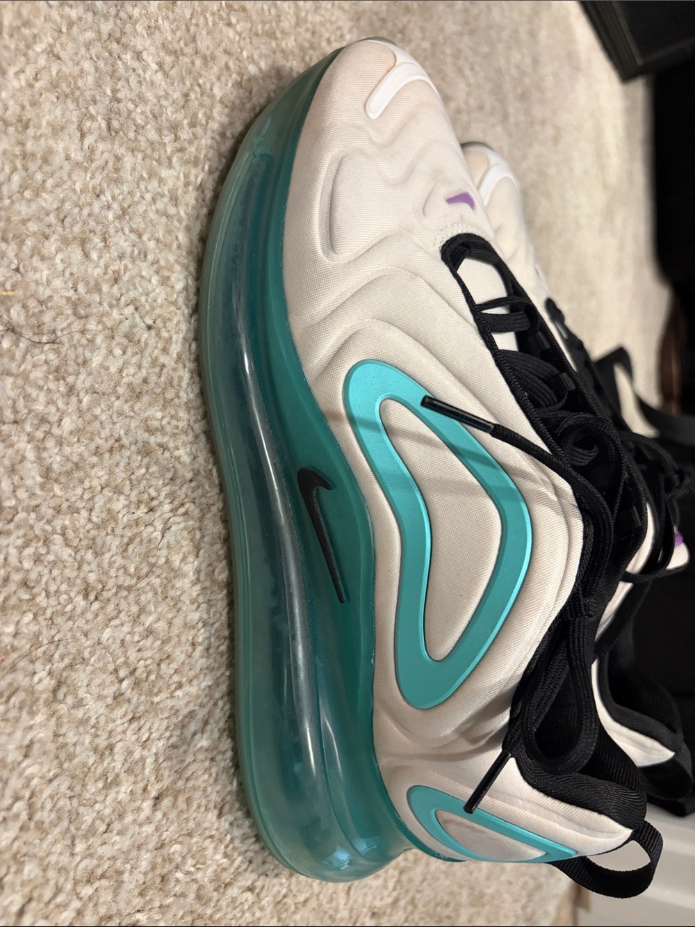 Nike Women’s White, purple & Teal Air Max 720-Style Sneaker